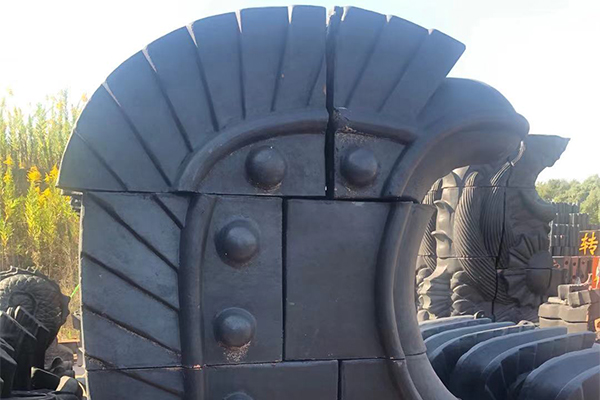 宜兴市荣珂陶瓷是一家仿古筒瓦,寺庙筒瓦,园林古建瓦,寺庙瓦琉璃瓦,陶瓷彩瓦,西班牙瓦,s瓦,平板瓦,双筒瓦,石板瓦,劈开砖等产品的经销批发的基地,品种齐全,价格合理。咨询服务热线:李经理：13196506999